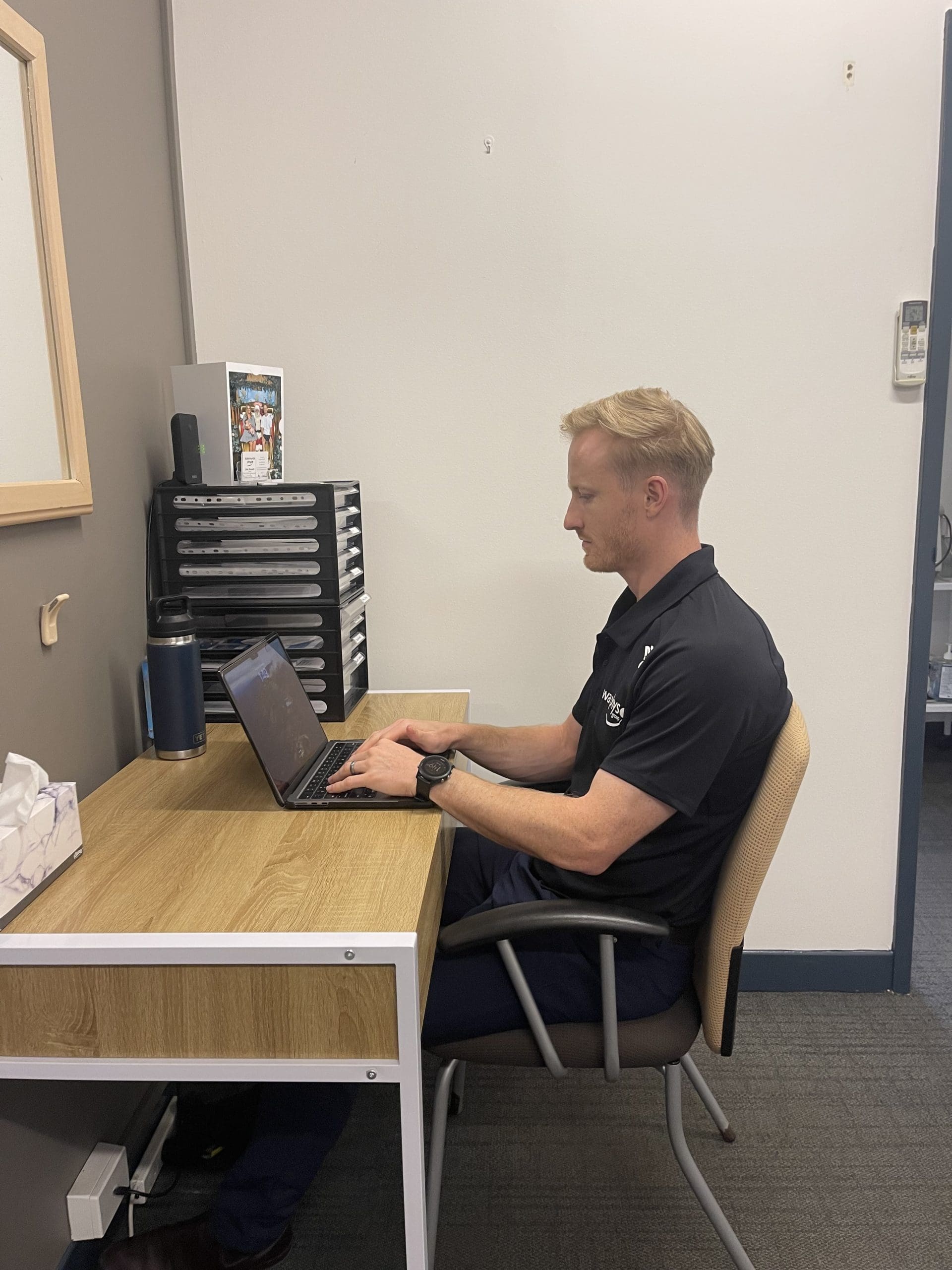 Picture of Top Tips to Avoid Tech Neck - Kalamunda Physiotherapy Centre
